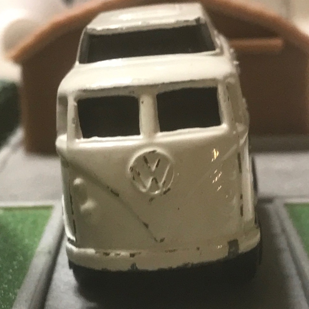 Miasto Volkswagen bus camper Maisto Motorworks multi pack exclusive